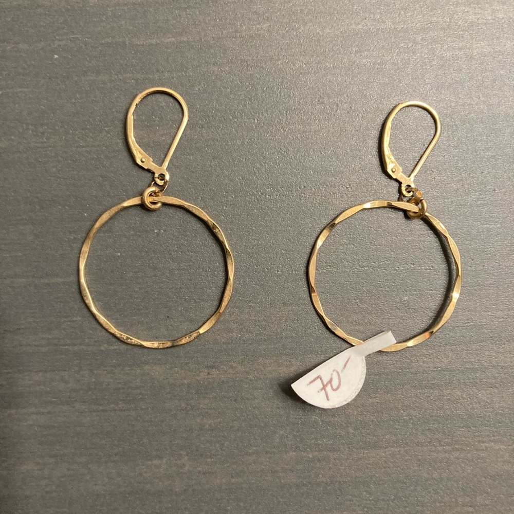 Handmade 14k yellow gold hammered earrings - brand new